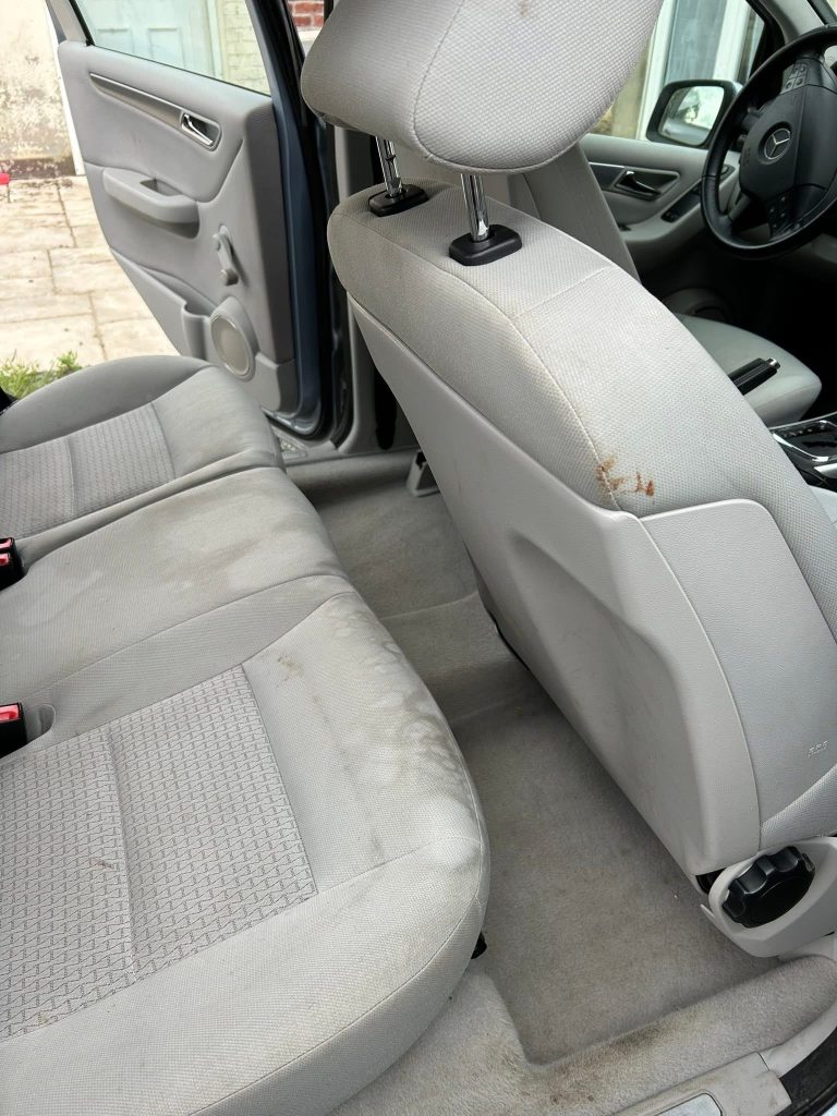 DA0F5F70-6894-4ABB-B666-77C362FBEBE8